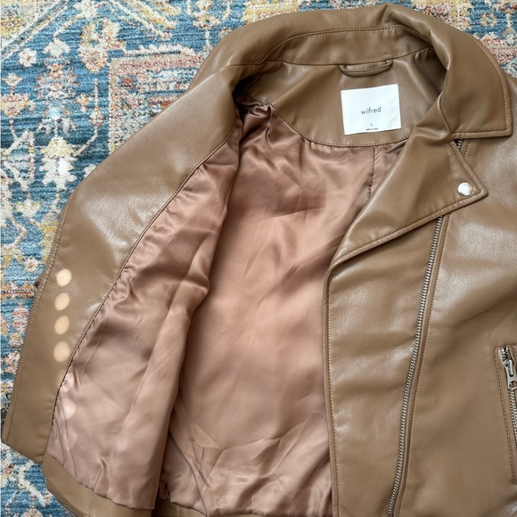 Aritzia Wilfred Diaz Motorcycle Jacket in Camel Brown - Picture 4 of 5